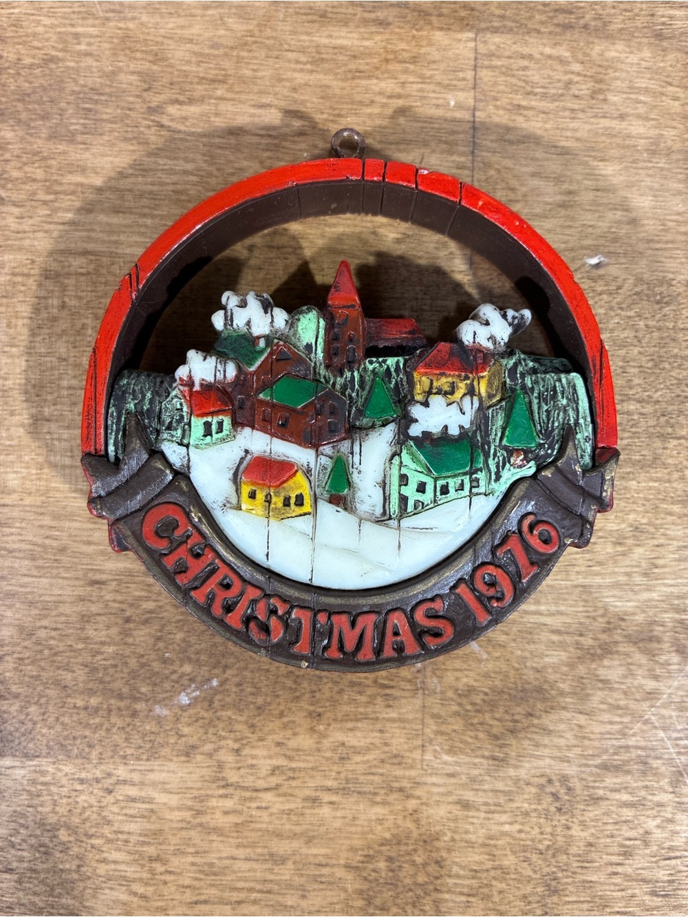 Vintage 1976 Hallmark Peace On Earth Christmas Ornament QX2231 Box